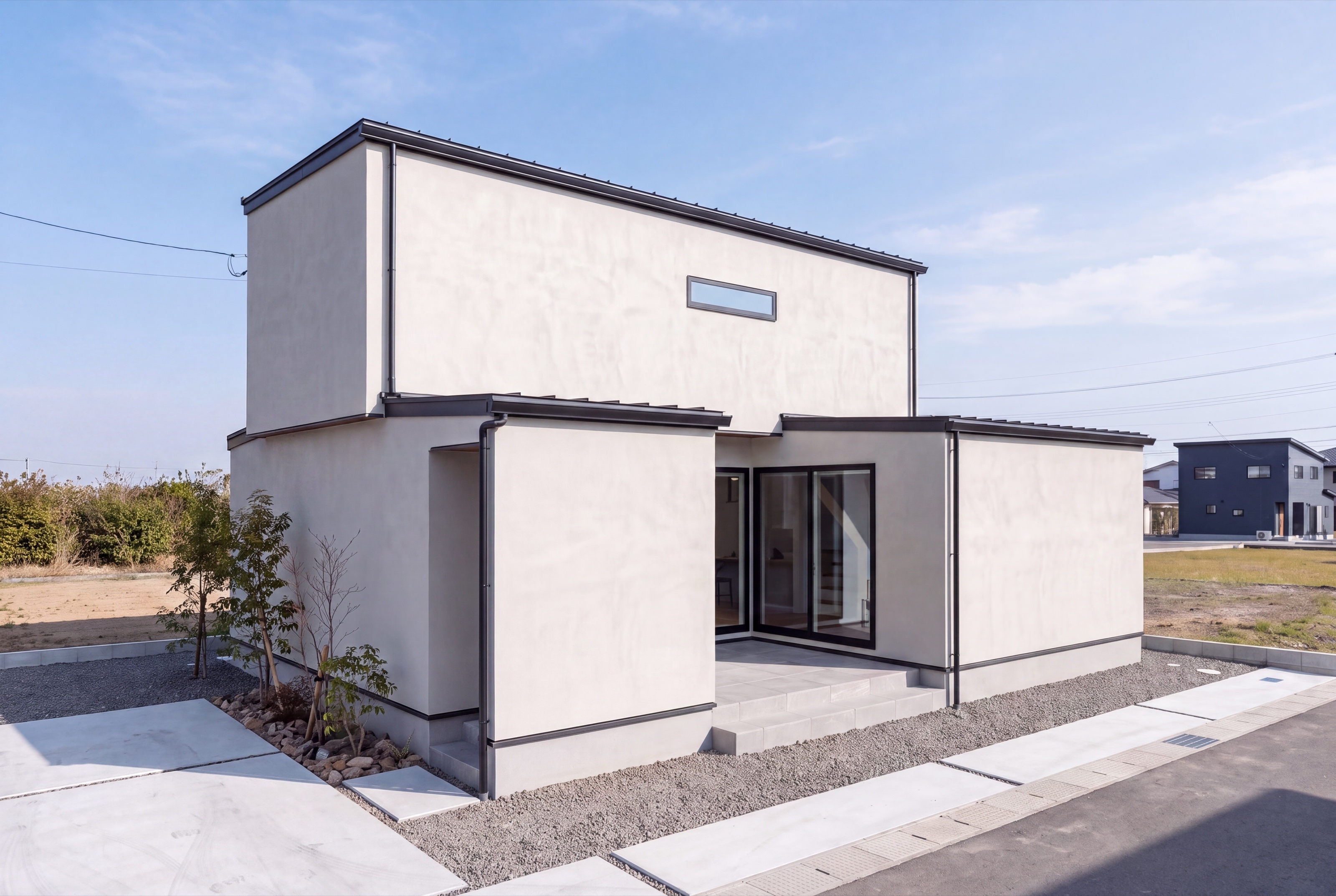 白を基調とした建築家住宅の外観完成イメージ（拡大）