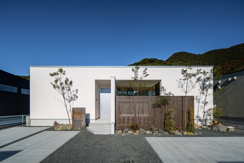 NEW! モデル3 内観写真