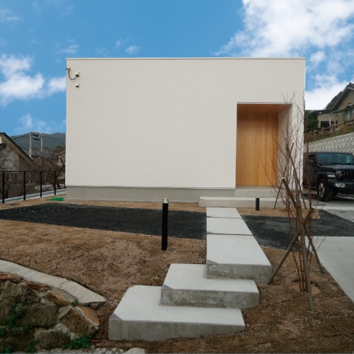 model-house-higashimachi.jpg